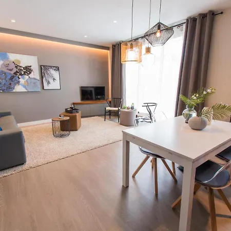 Spaces Seaside Flat With Terrace Апартаменты Сиджес