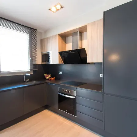 Spaces Seaside Flat- 4 Bedroom, 2 Bathroom, Terrace, Near Appartement Sitges