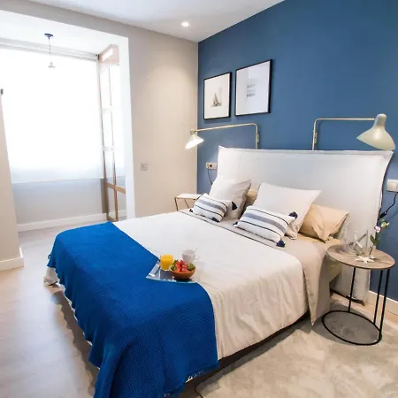 Spaces Seaside Flat With Terrace * Сиджес