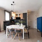 Spaces Seaside Flat- 4 Bedroom, 2 Bathroom, Terrace, Near * 锡切斯