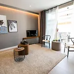 公寓 Spaces Seaside Flat- 4 Bedroom, 2 Bathroom, Terrace, Near *